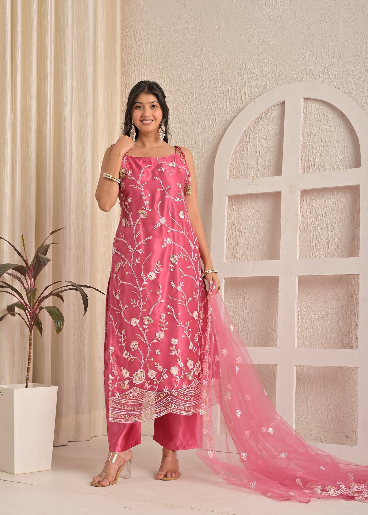 Rose Blush Organza Thread Embroidered Kurta Set with Farsi Salwar and Dupatta