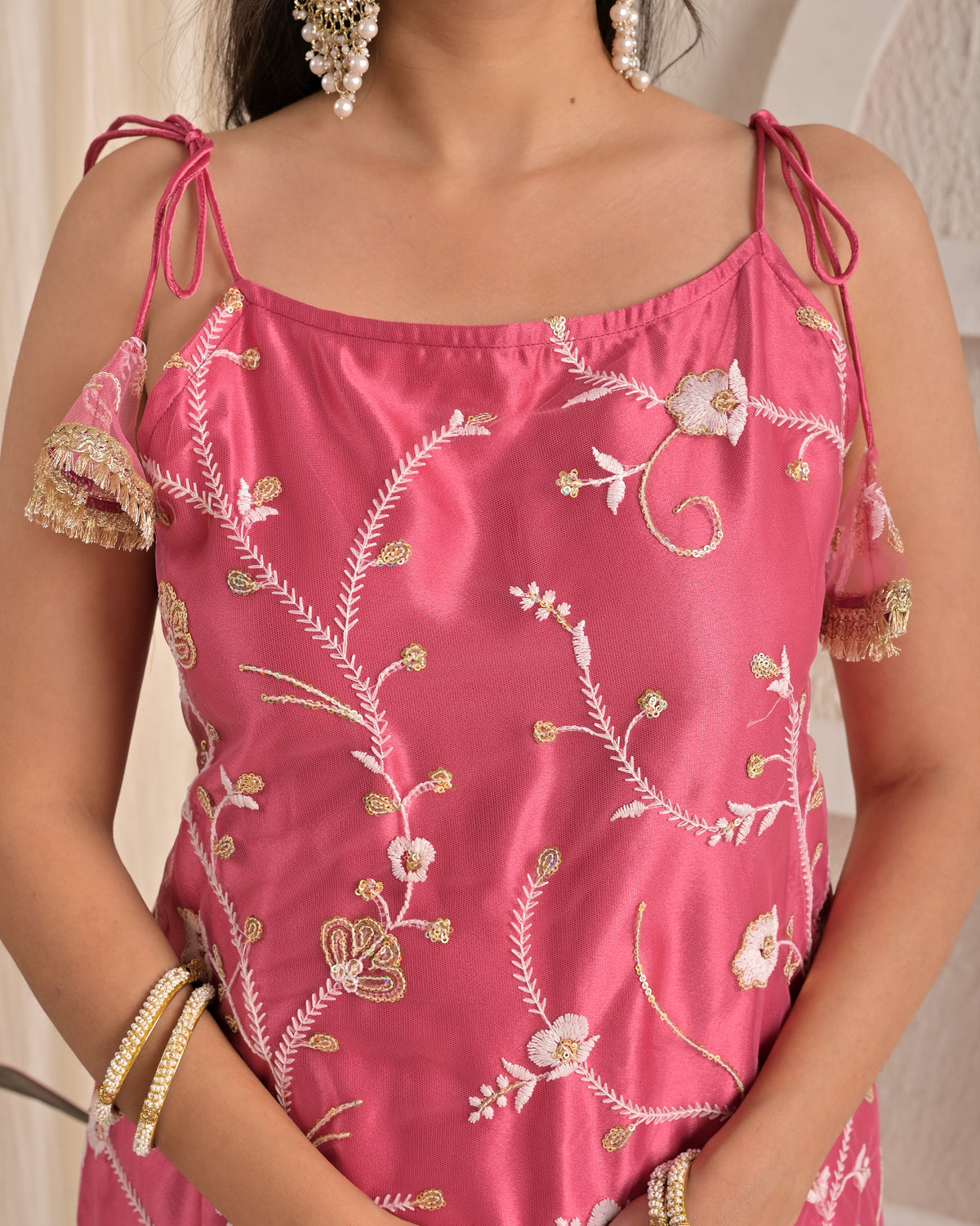 Rose Blush Organza Thread Embroidered Kurta Set with Farsi Salwar and Dupatta