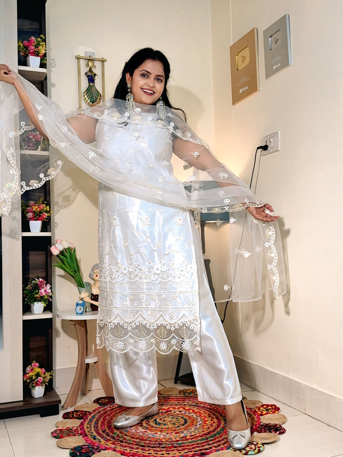 White Bloom Satin Heavy Embroidered Kurta Pant Set with Dupatta